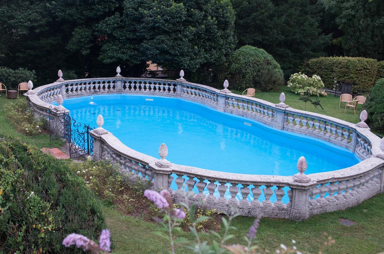 普罗皮雷利别墅酒店 英杜诺欧罗纳 外观 照片